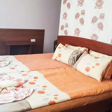 Empera H-l Hotel 3*