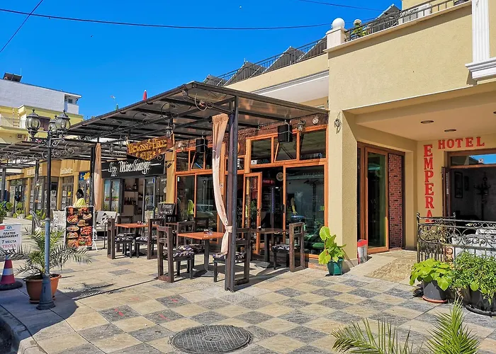 Hotel Empera H-l 3*