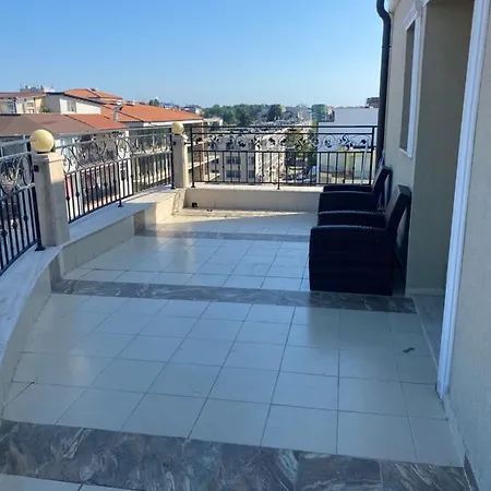 Empera H-l サニービーチ