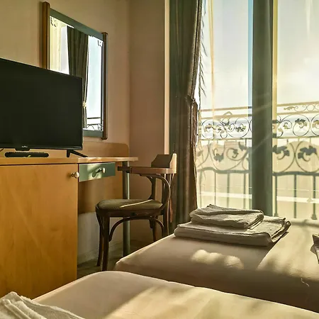Empera H-l Hotel 3*